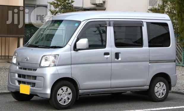 Mini Suzuki Bus image